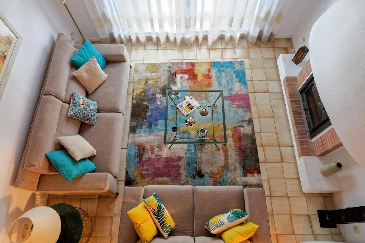 Villa With Private Pool And Garden In מארבלה ספרד